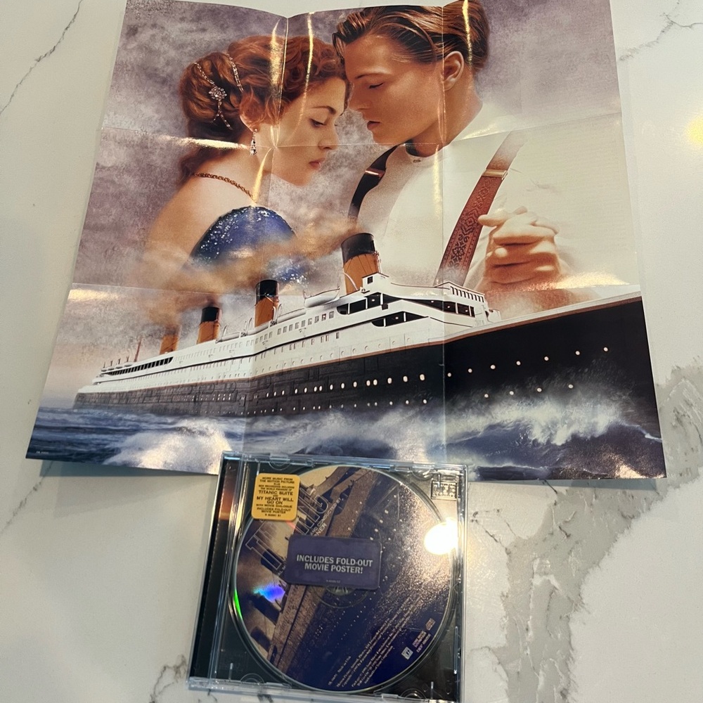 Titanic Movie Soundtrack CD with Fold-Out Titanic Poster Jack & Rose Dawson